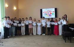В Харабали чествовали одаренных детей района