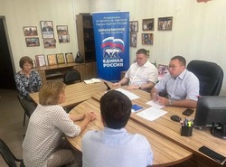 В Харабали детально разобрали волнующие жителей вопросы