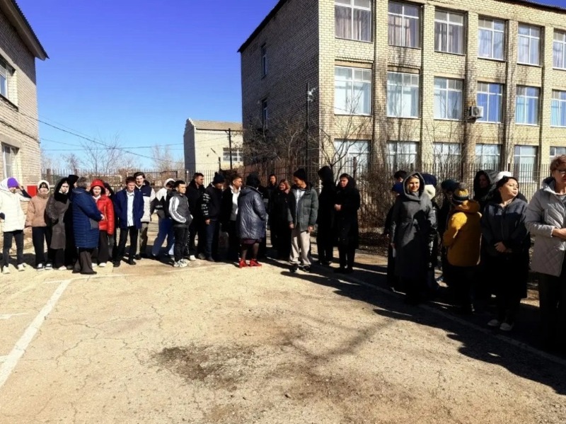 В харабалинской школе прошла тренировка по антитеррористической безопасности