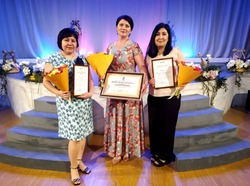 Харабалинских библиотекарей торжественно наградили за кропотливый труд