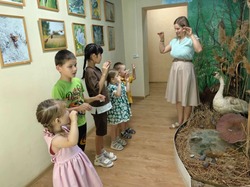 Воспитанники харабалинского соццентра посетили с экскурсией краеведческий музей
