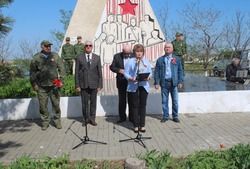 В Харабали прошёл памятный митинг у Белой стелы