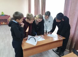 Селитренские школьники проверили свои знания о Великой Отечественной войне