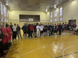 В Харабали состоялся открытый турнир по волейболу