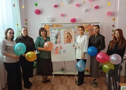 Беременным харабалинкам рассказали о доступных мерах поддержки