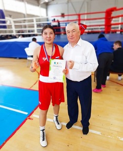 Харабалинцы приняли участие в турнире по боксу в Астрахани