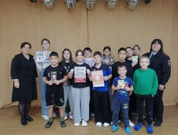 В харабалинском соццентре прошла акция «День правовой помощи детям»