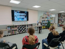 Харабалинские библиотекари организовали киносеанс для детей