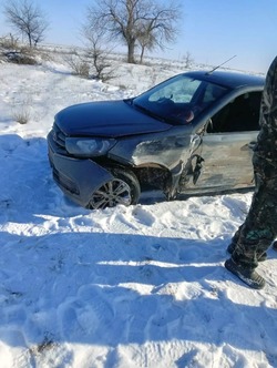 В Харабалинском районе столкнулись два легковых автомобиля