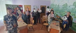 В воленском соццентре прошёл мастер-класс по изготовлению тематических открыток