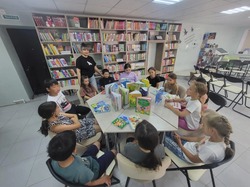 В Харабали прошел интеллектуальный час «Новые книги - новые друзья»