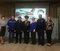 В Харабали состоялся час памяти «Героями не рождаются, героями становятся» 