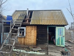 В частном секторе Харабали загорелась баня