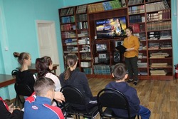 В харабалинской библиотеке прошло мероприятие для участников клуба «Оптимус»